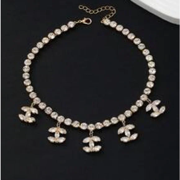 Elegant Silver Necklace with Crystal Accents STUNNING 😍 Brand New❣️ - Picture 3 of 5